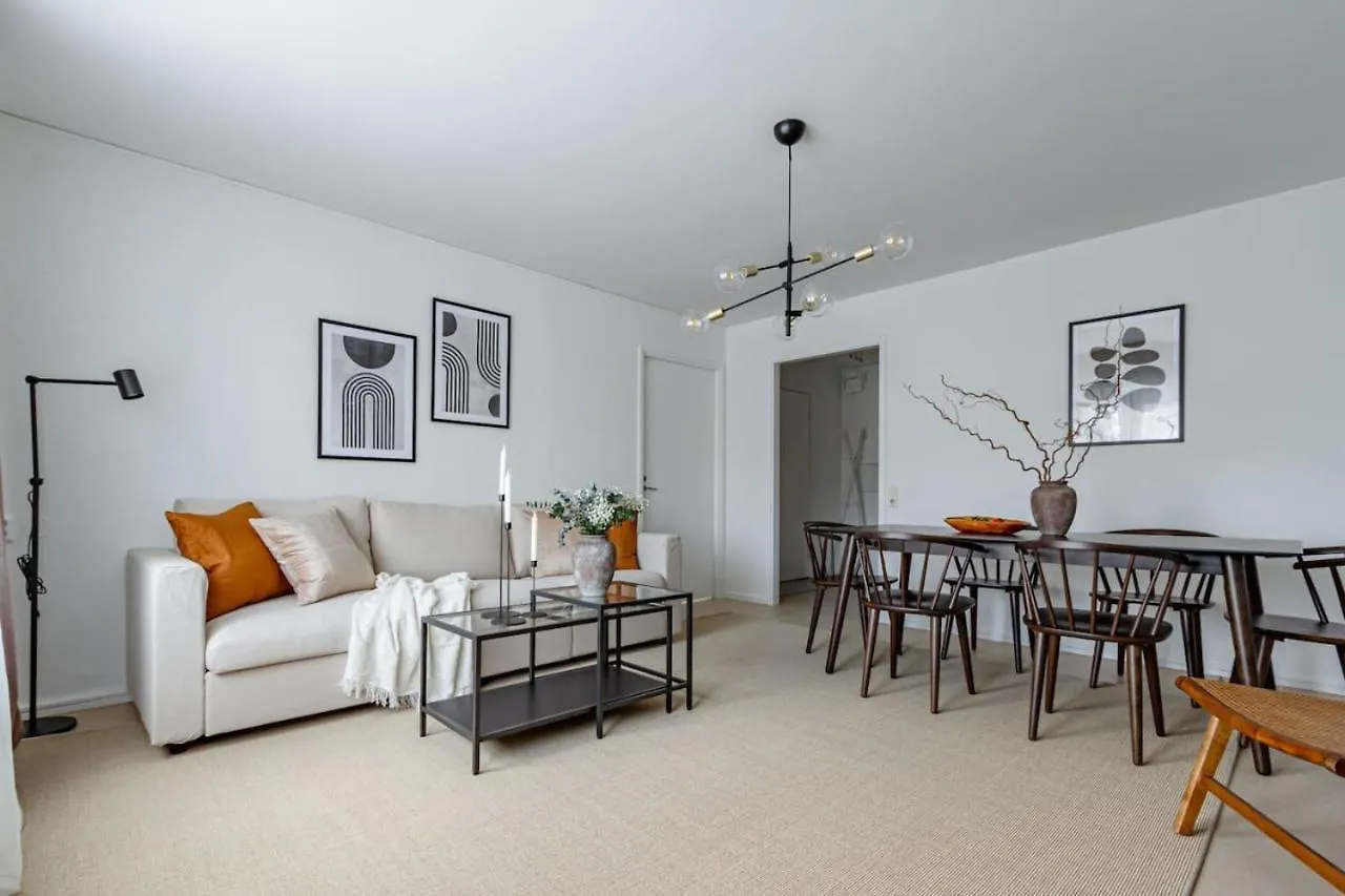Affordable Stay In Creative Sofo - Construction Work Stockholm Apartment